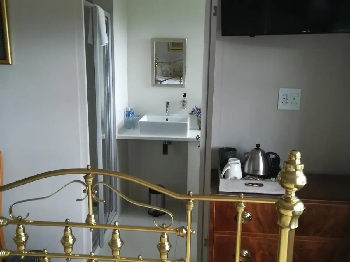 Cape Dawn Guest House Parow 3*,  Südafrika